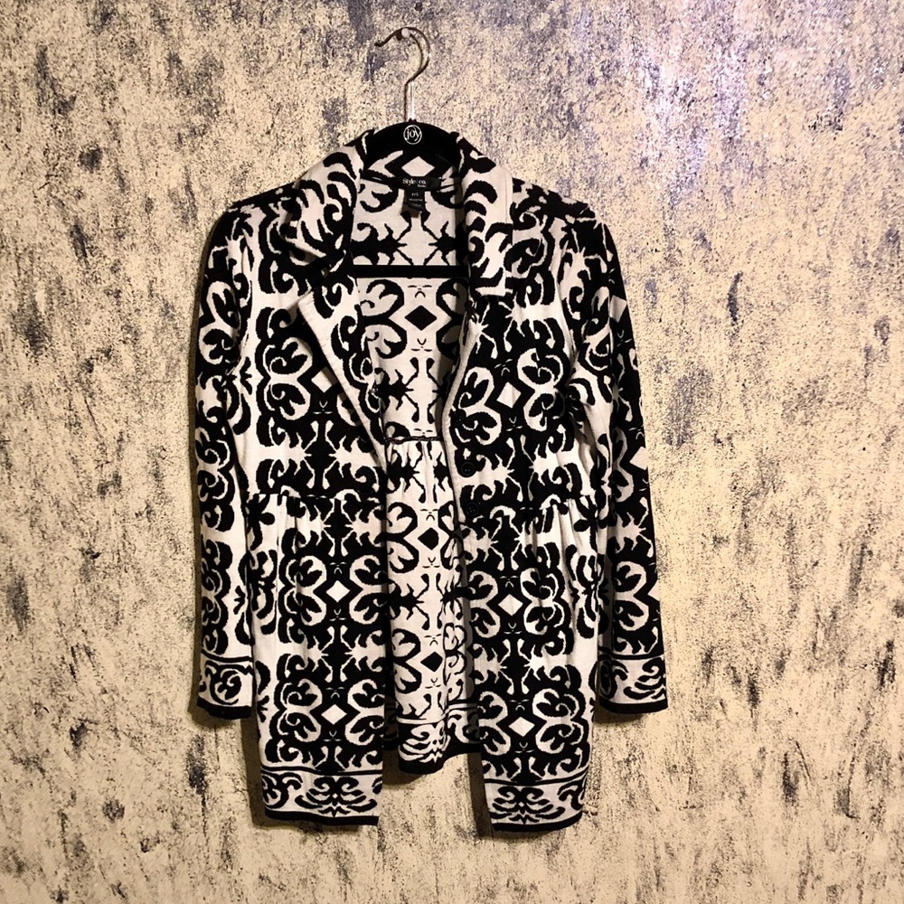 STYLE & CO White & Black Blazer